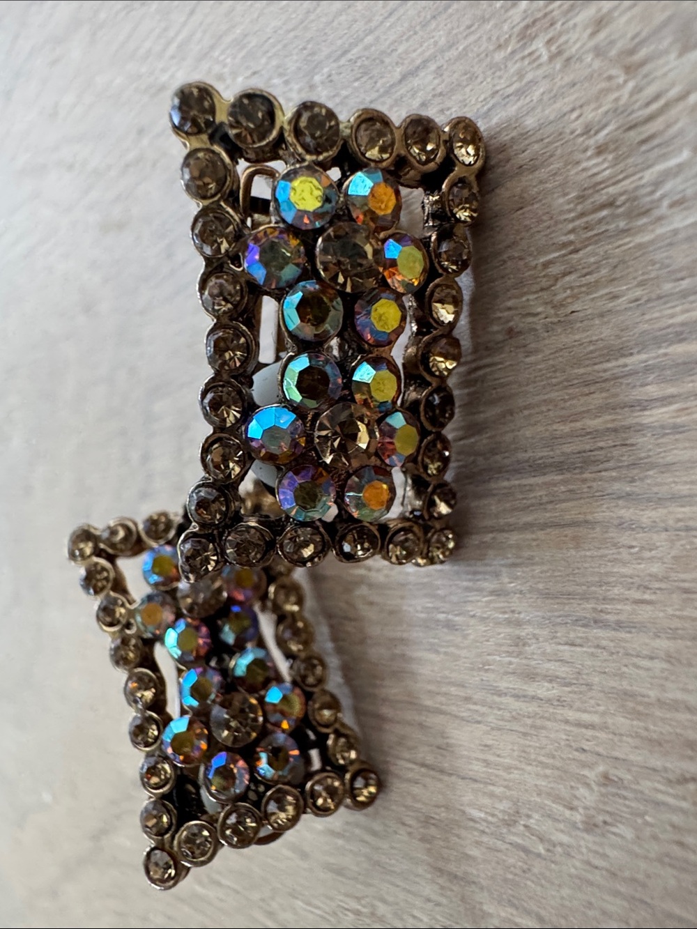 VTG rhinestone clip earrings